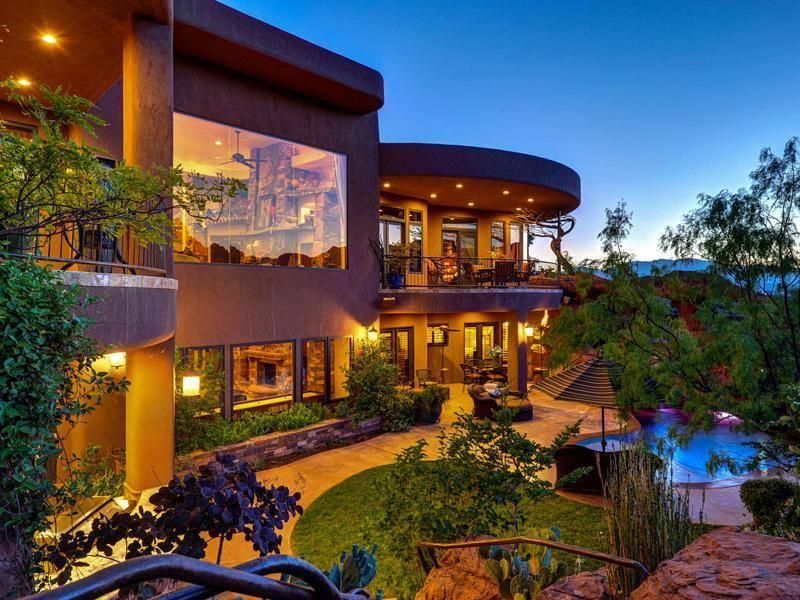 Luxury HomesCondos Rentals Hotels 762