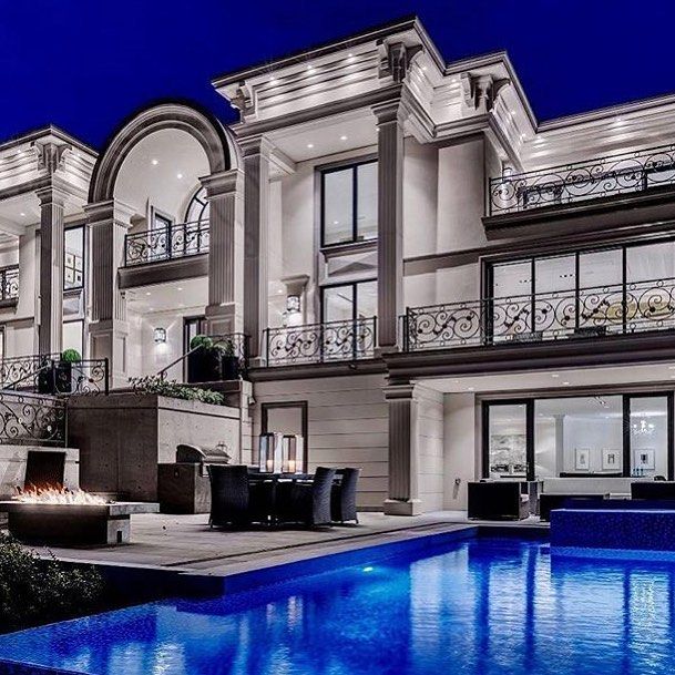 Luxury HomesCondos Rentals Hotels 785