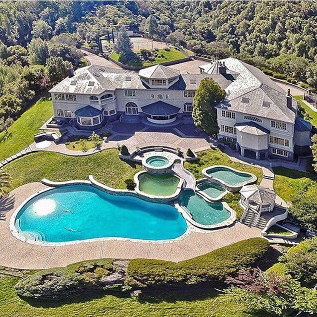 Luxury HomesCondos Rentals Hotels 812