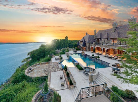 Luxury HomesCondos Rentals Hotels 830