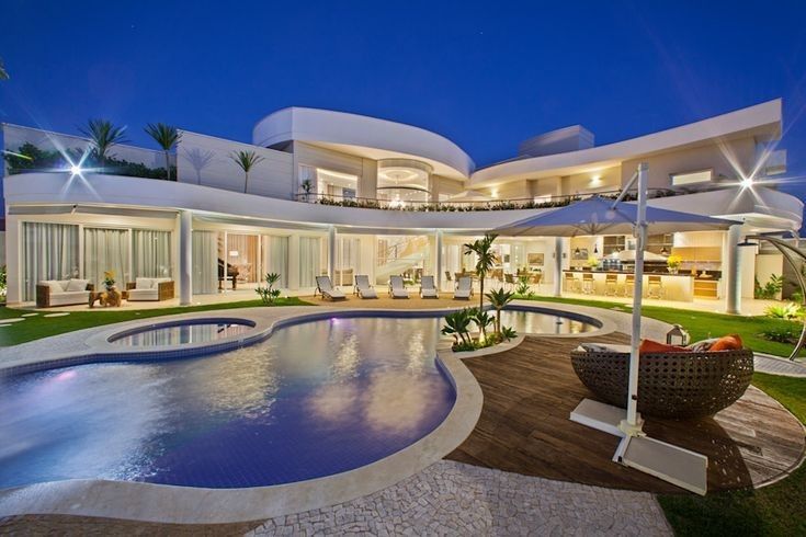 Luxury HomesCondos Rentals Hotels 841