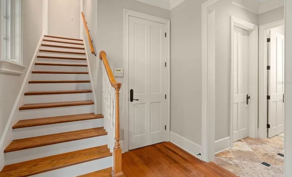 Luxury HomesCondos Rentals Hotels 85