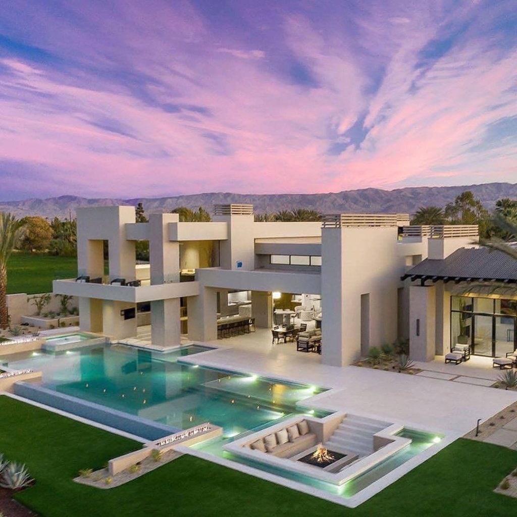 Luxury HomesCondos Rentals Hotels 867