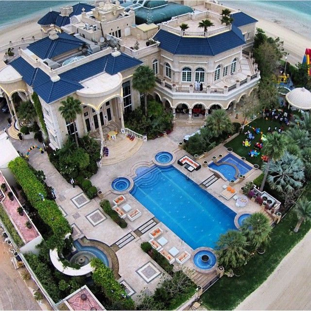 Luxury HomesCondos Rentals Hotels 881