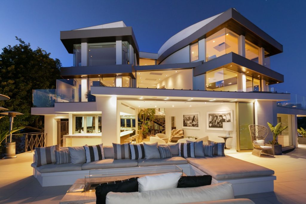 Luxury HomesCondos Rentals Hotels 885 1