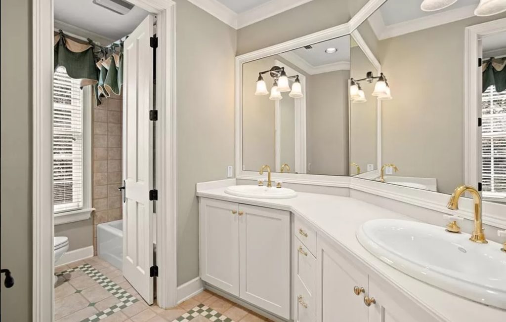 Luxury HomesCondos Rentals Hotels 99